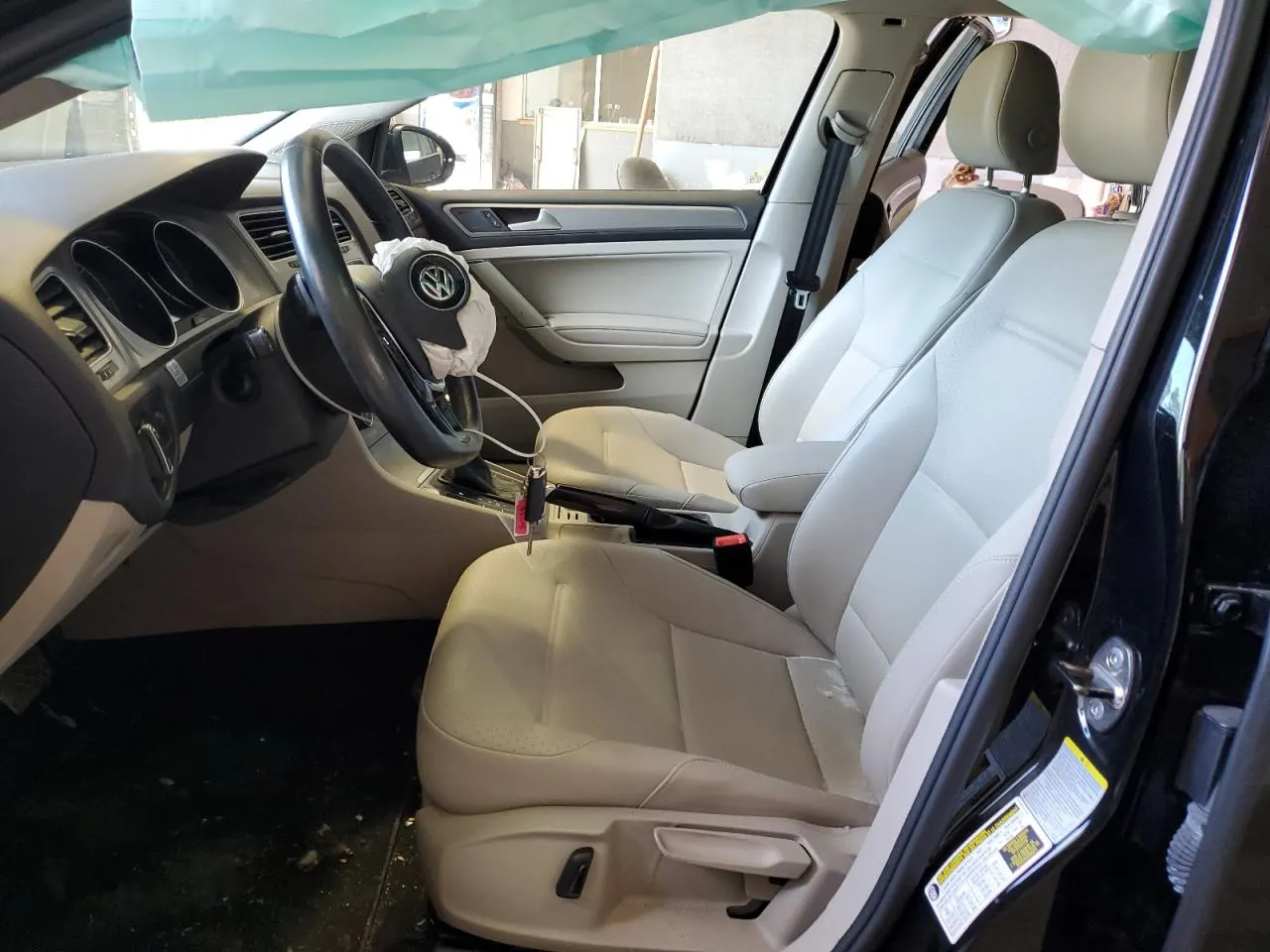 2015 Volkswagen Golf SportWagen TDI SE