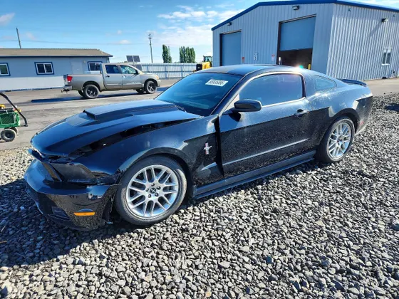 2012 Ford Mustang V6
