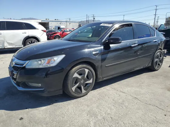 2014 Honda Accord Plug-in Hybrid PLUG-IN HYBRID