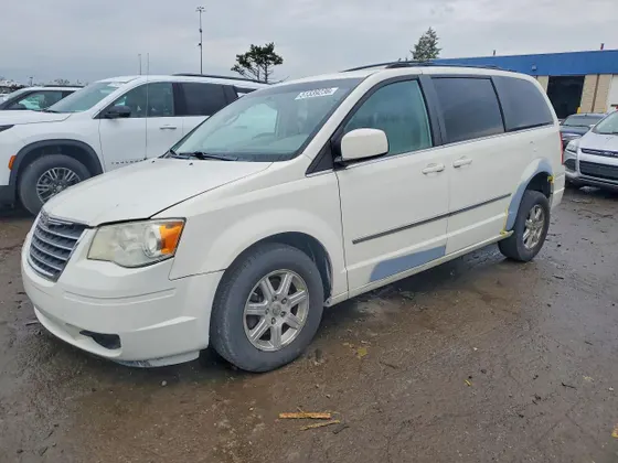 2009 Chrysler Town & Country Touring