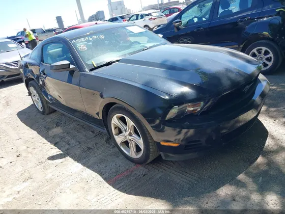 2010 Ford Mustang V6