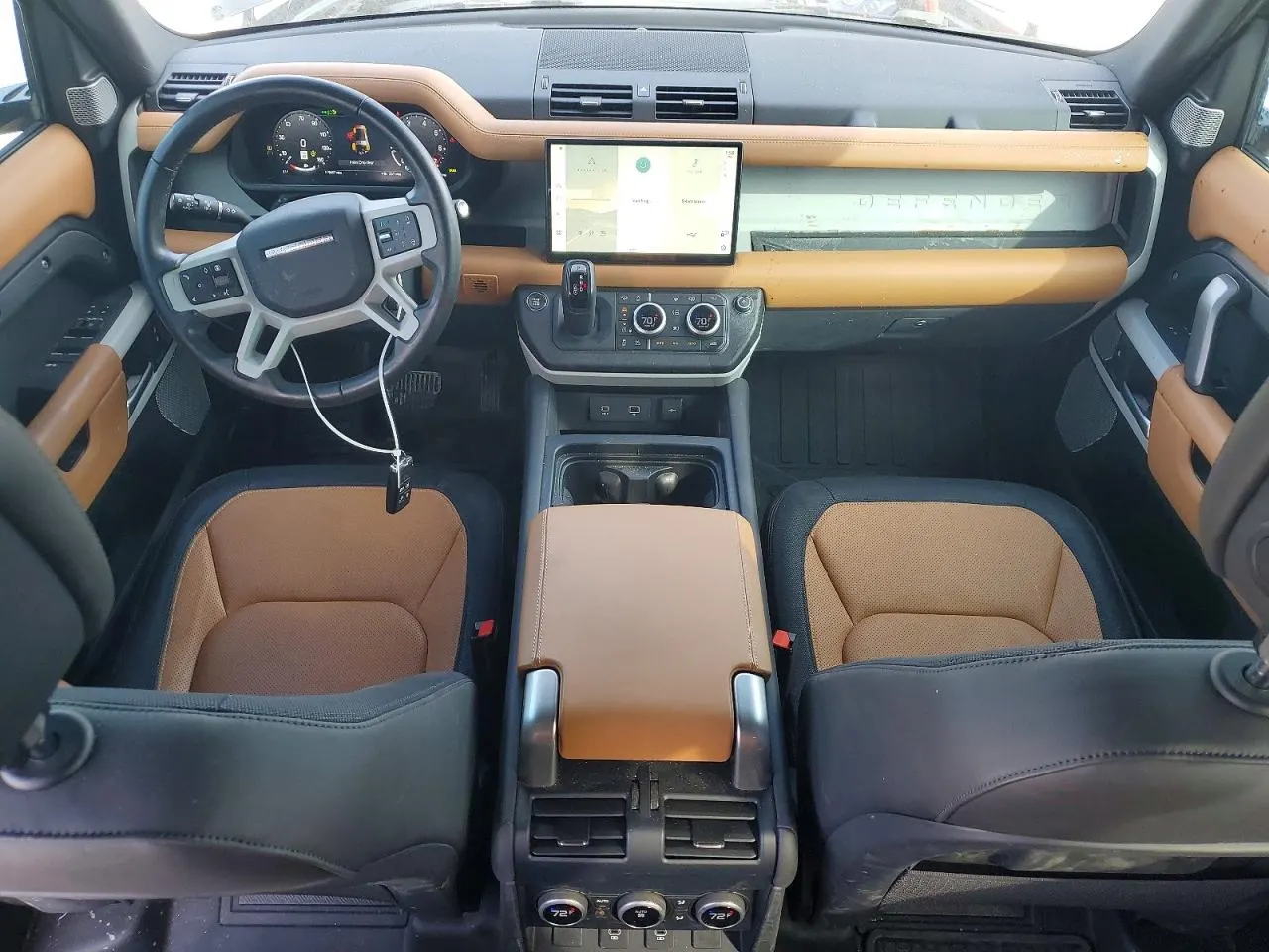 2024 Land Rover Defender X-Dynamic SE