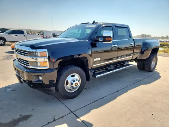 2015 Chevrolet Silverado 3500HD Built After Aug 14 High Country