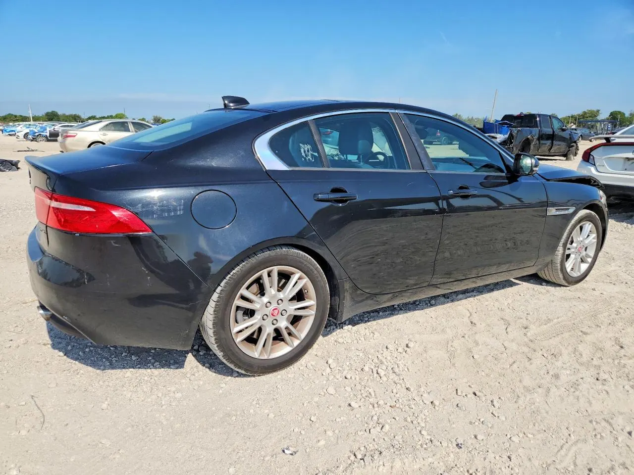 2017 Jaguar XE 25t Premium