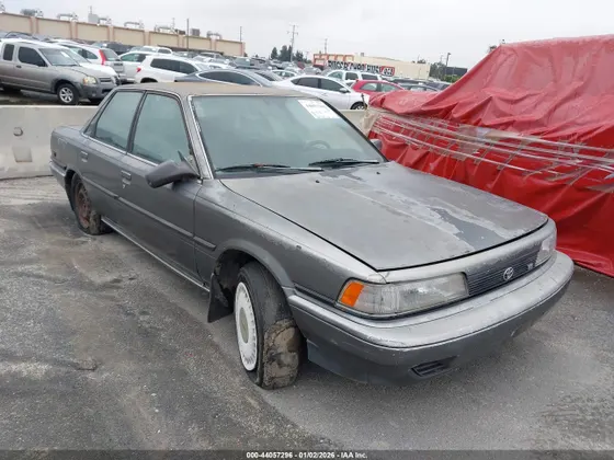 1991 Toyota Camry LE