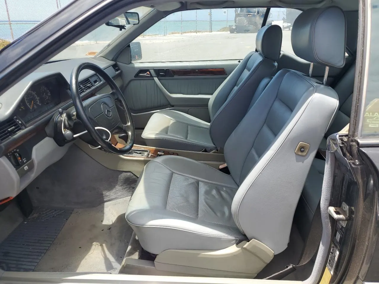 1992 Mercedes-Benz 300 Series 300CE