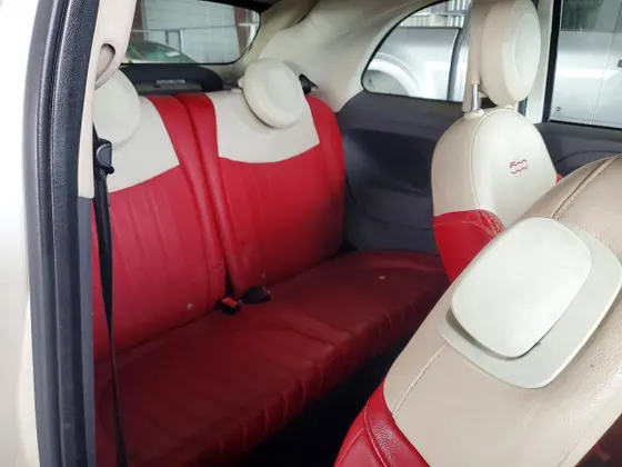 2012 FIAT 500 Lounge