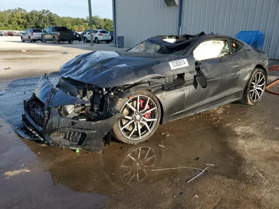 2024 Jaguar F-TYPE R