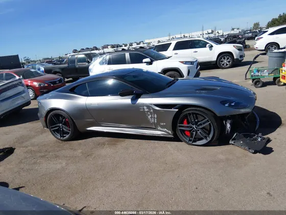 2019 Aston Martin DBS Superleggera