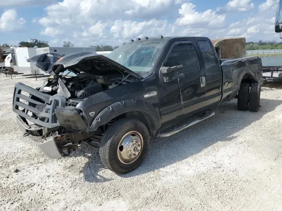 2006 Ford F-350 SUPER DUTY