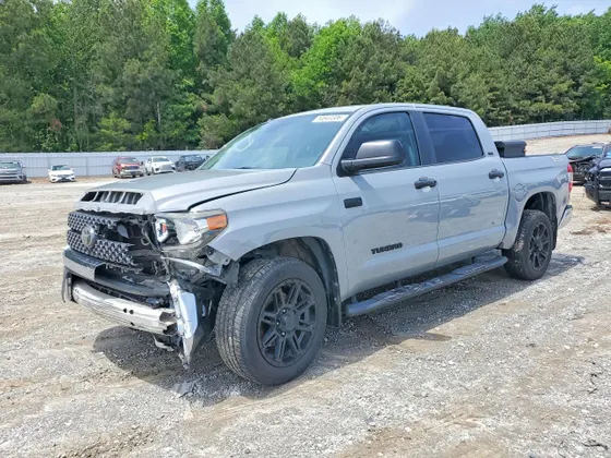 2019 Toyota Tundra 2WD SR5