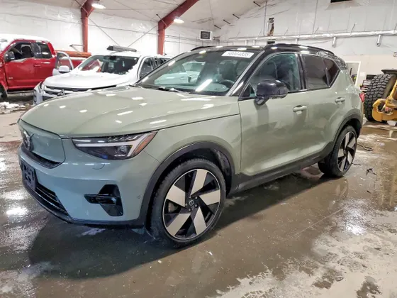 2024 Volvo XC40 Recharge Pure Electric Ultimate
