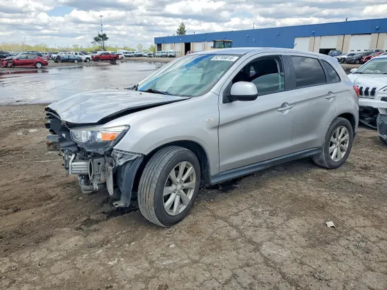 2013 Mitsubishi Outlander Sport ES