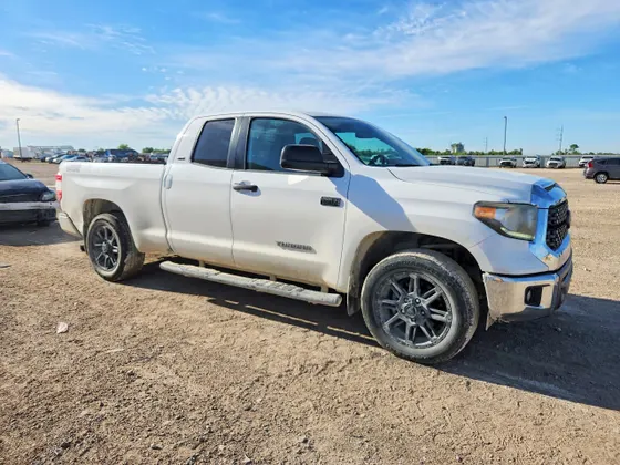 2020 Toyota Tundra 2WD SR5