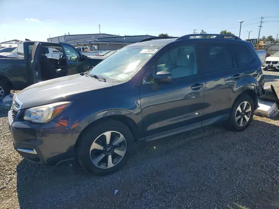 2017 Subaru Forester Premium