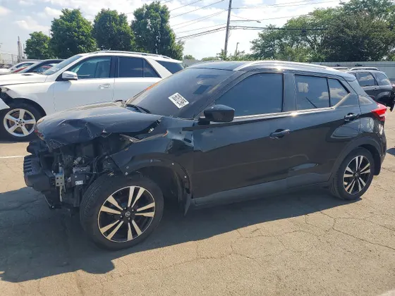 2018 Nissan Kicks S