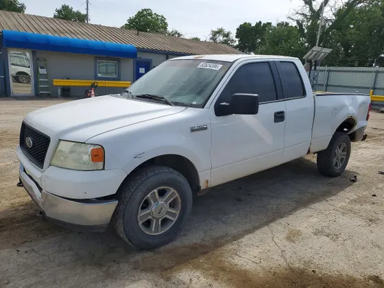 2005 Ford F-150 STX