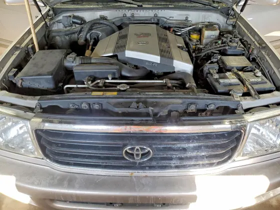 2002 Toyota Land Cruiser