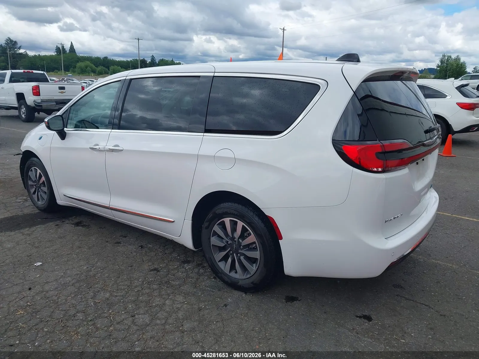 2023 Chrysler Pacifica Hybrid Limited