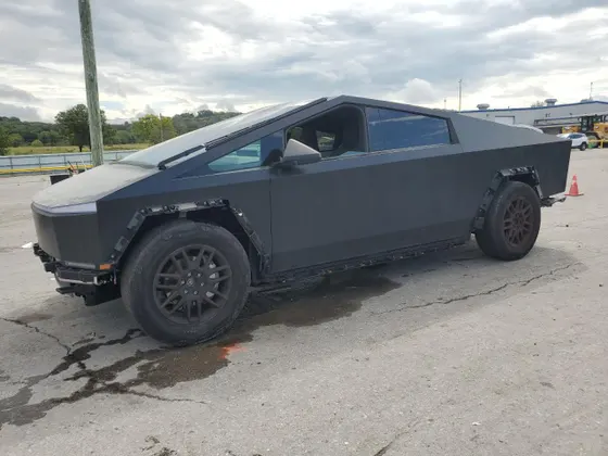 2024 Tesla Cybertruck