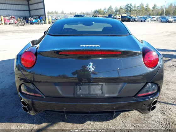 2011 Ferrari California
