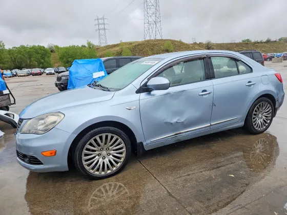 2010 Suzuki Kizashi SLS
