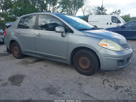 2008 Nissan Versa 1.8 S