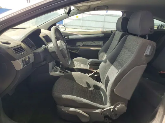 2008 Saturn Astra XR