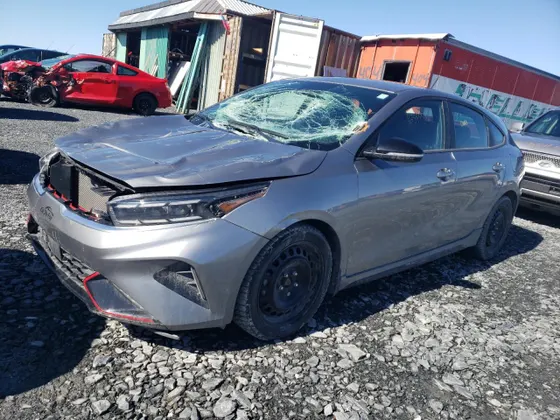 2023 Kia Forte5 GT