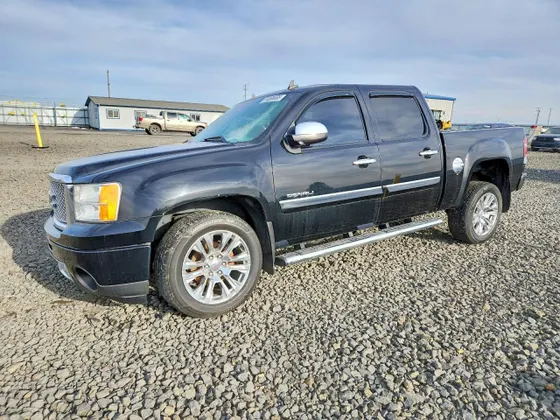 2008 GMC Sierra Denali NEW SIERRA