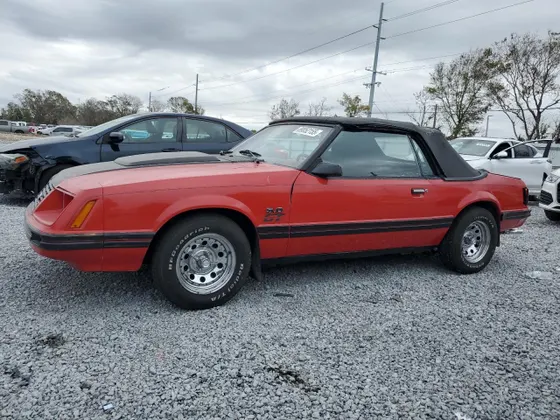1983 Ford Mustang GT
