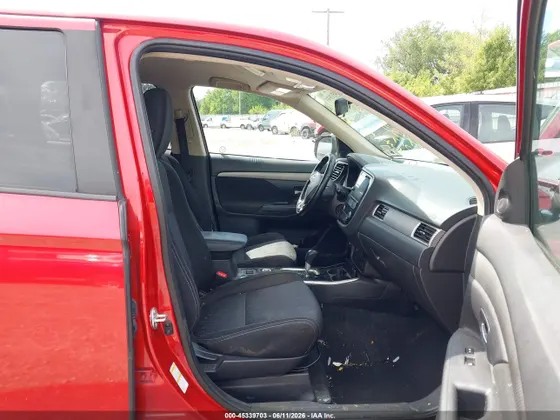 2017 Mitsubishi Outlander SE