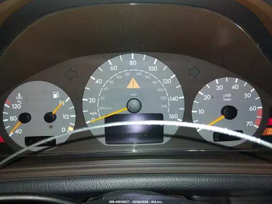 2001 Mercedes-Benz CLK-Class
