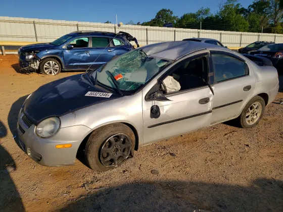 2005 Dodge Neon SE