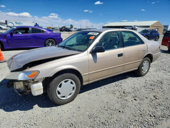 1997 Toyota Camry LE