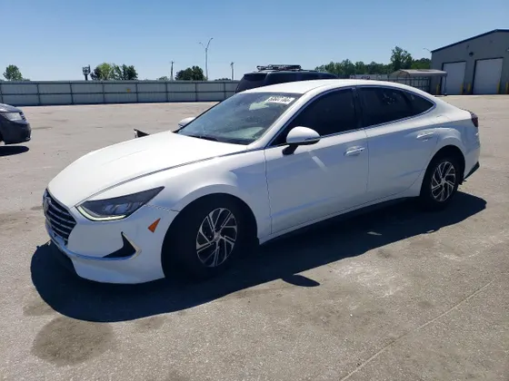 2022 Hyundai Sonata Hybrid Blue