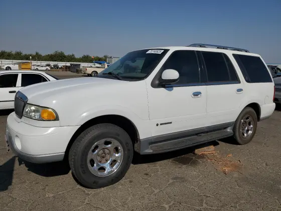 2002 Lincoln Navigator
