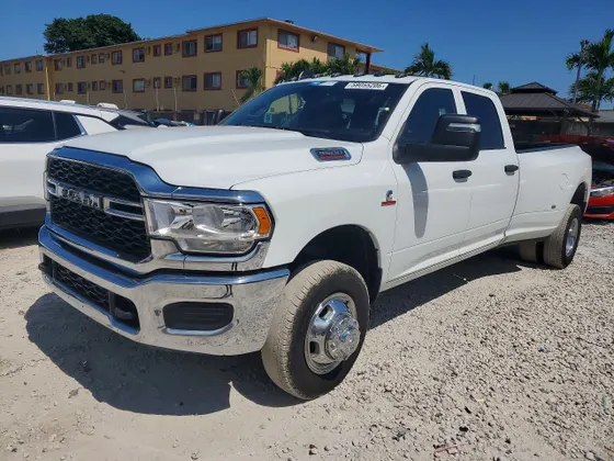 2024 Ram 3500 Tradesman