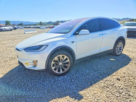 2018 Tesla Model X 75D