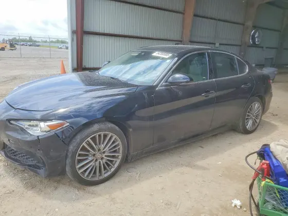 2019 Alfa Romeo Giulia Ti Sport