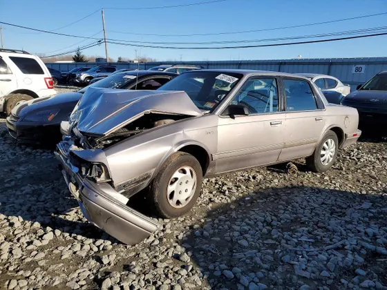 1996 Oldsmobile Ciera 1SA + VX5