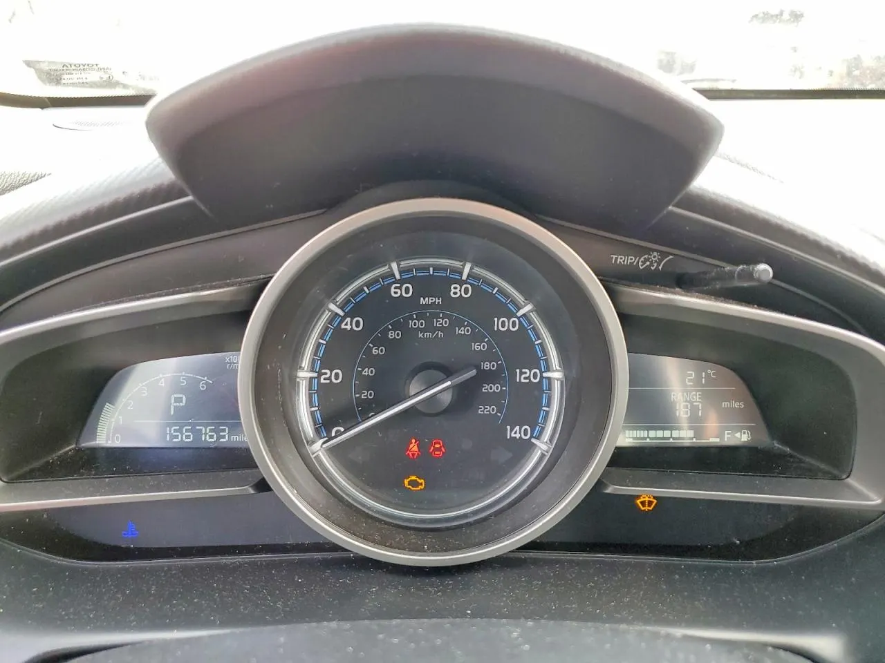 2020 Toyota Yaris Hatchback LE