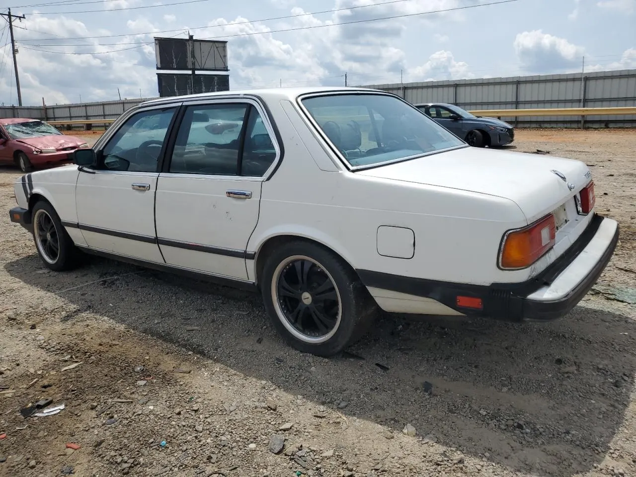 1987 BMW 524 - 528 - 535 - 635 - 735 735I