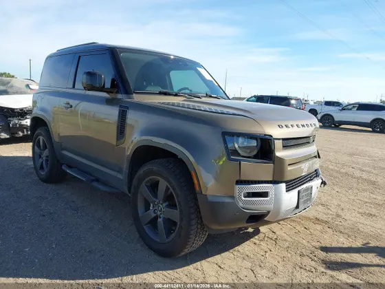 2025 Land Rover Defender S