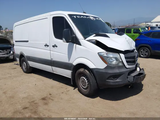 2015 Mercedes-Benz Sprinter Cargo Vans NORMAL ROOF