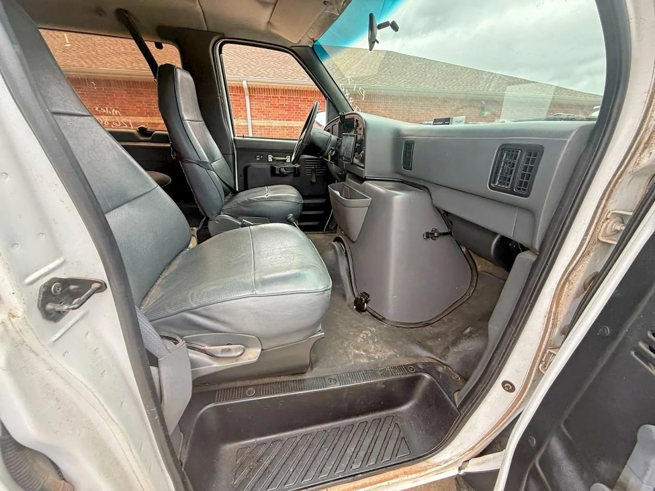 1994 Ford Club Wagon XL