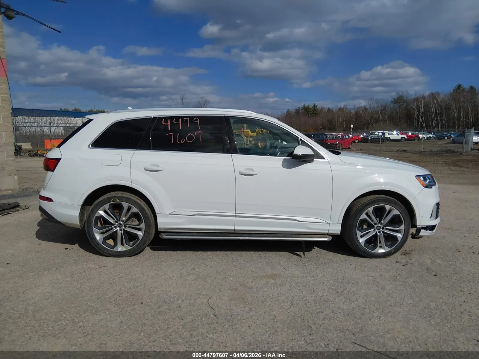 2020 Audi Q7 Premium Plus