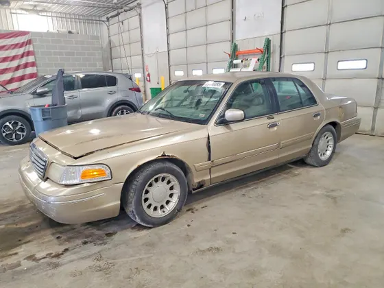 2000 Ford Crown Victoria LX