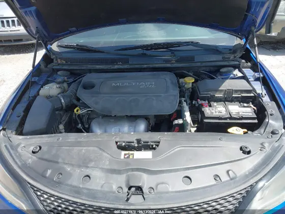 2016 Chrysler 200 S