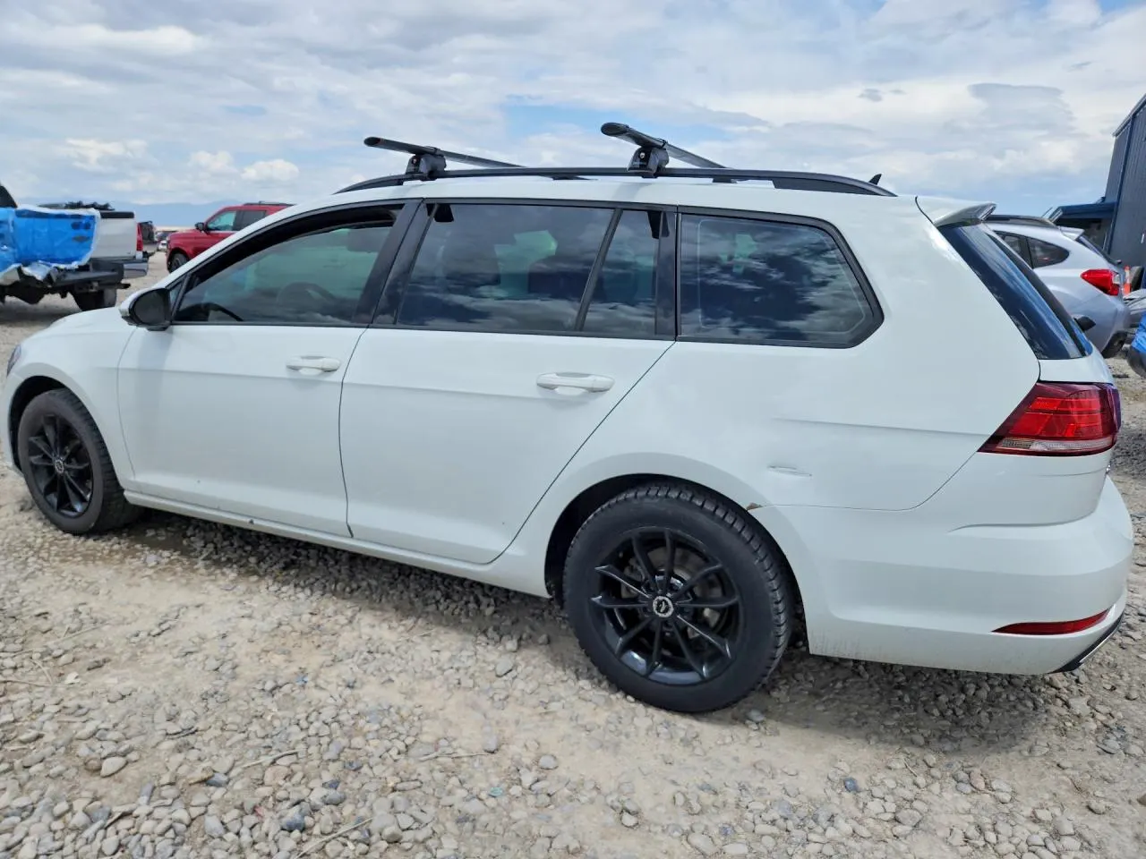 2018 Volkswagen Golf SportWagen S